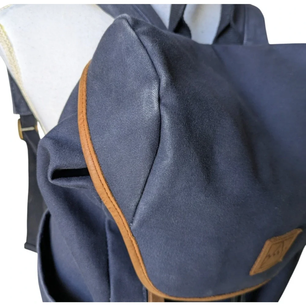 Stubble & Co Navy Blue Canvas Backpack Daypack Hiking Travel Laptop Sleeve